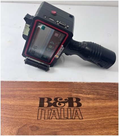 Applications and Advantages of Handheld Inkjet Printers in Daily Life