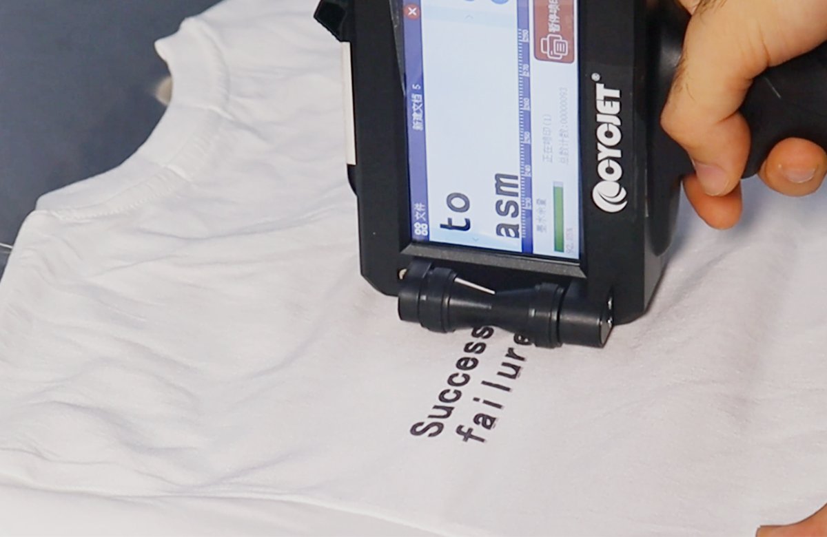 Handheld inkjet printer gun for clothes: A practical solution for apparel marking